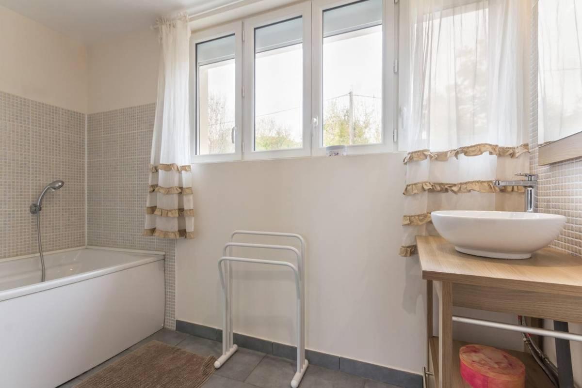 Appaloosa Villa Lormes Bagian luar foto